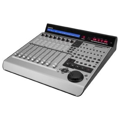 MACKIE SUPERFICIE DE CONTROL Y/O DE MEZCLA MCU PRO USB 2