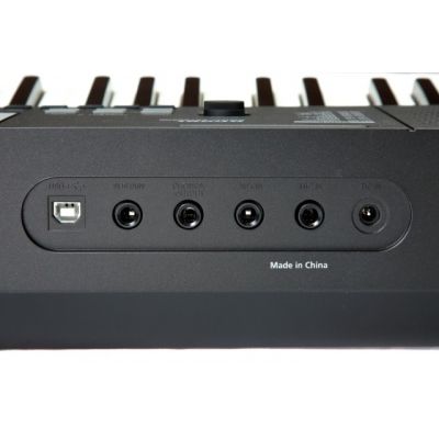 Kurzweil KP-90L teclas iluminadas con Sensibilidad