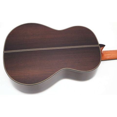 Alhambra 11 de Palosanto luthier con estuche y tres años de garantía. Fondo guitarra