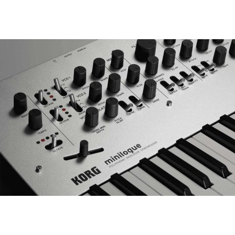 KORG MINILOGUE SILVER
