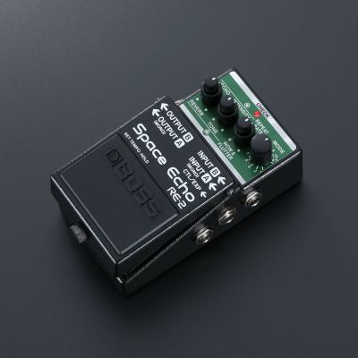 BOSS RE-2 Space Echo entradas