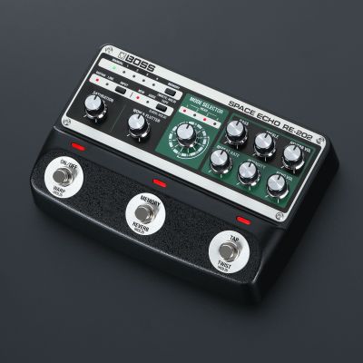 BOSS RE-202 Space Echo lateral 1