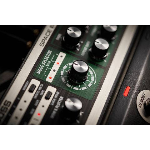 BOSS RE-202 Space Echo botonera