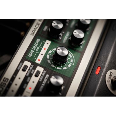 BOSS RE-202 Space Echo botonera