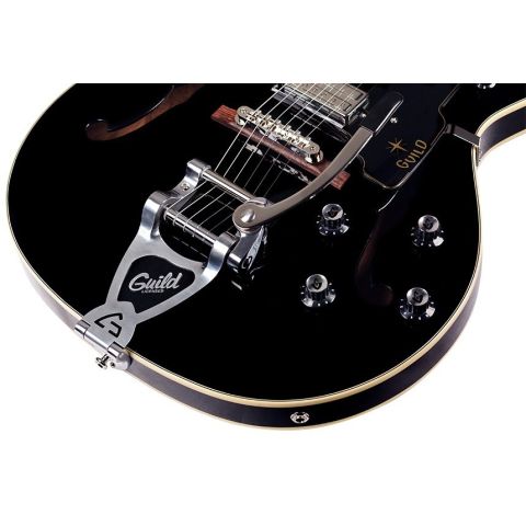 Guild Starfire V w/Bigsby Black puente
