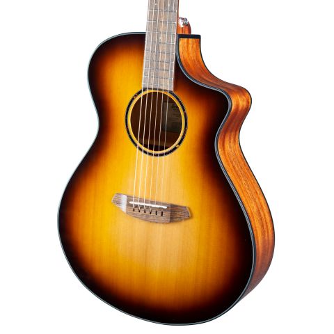 Breedlove Discovery S Concert Edgeburst CE Red cedar-African mahogany