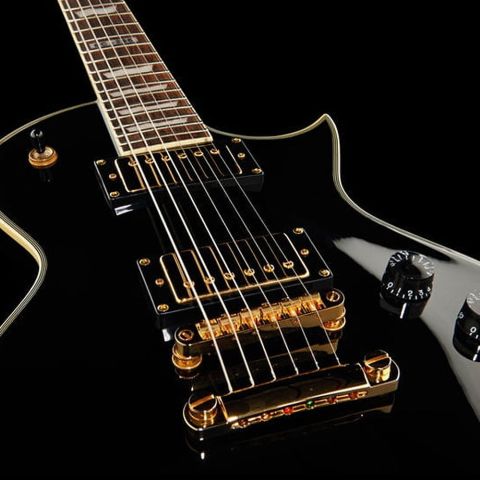 LTD EC-256 BLK acabado Brillo