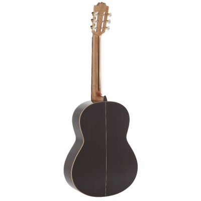 GUITARRA CLÁSICA ADMIRA A8 ELECTRIFICADA CON FISHMAN SERIE ARTESANÍA 2