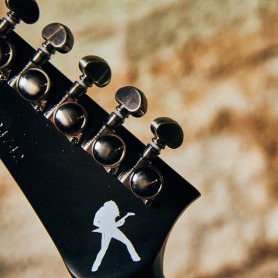 Epiphone Dave Mustaine Flying V Prophecy, Aged Dark Red Burs