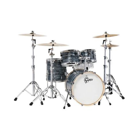 Renown Maple Studio Silver Oyster Pearl