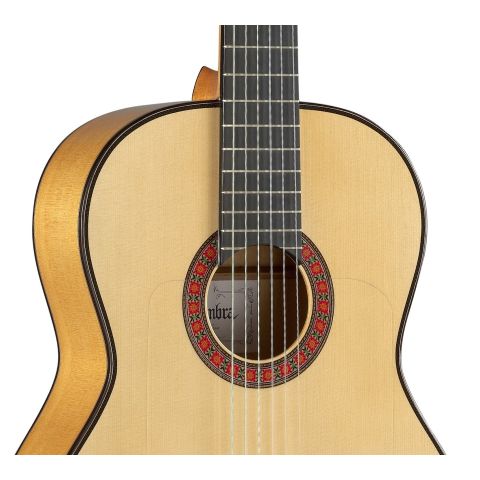 Alhambra 10Fc Flamenca Ciprés Macizo + Estuche Bam Iconic 9270