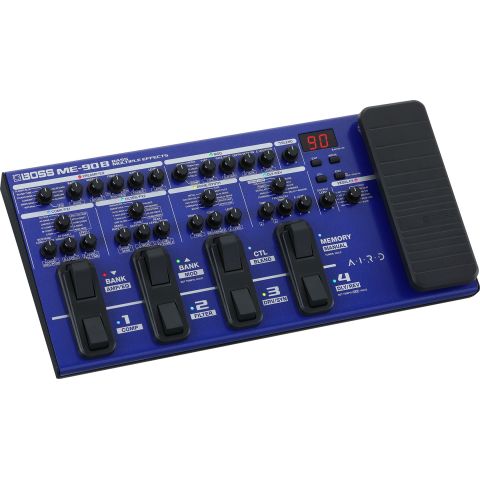 Boss ME-90B Pedalera Multiefectos Bajo