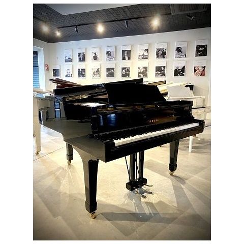 Yamaha C3 6194817 (2007)  Ocasión