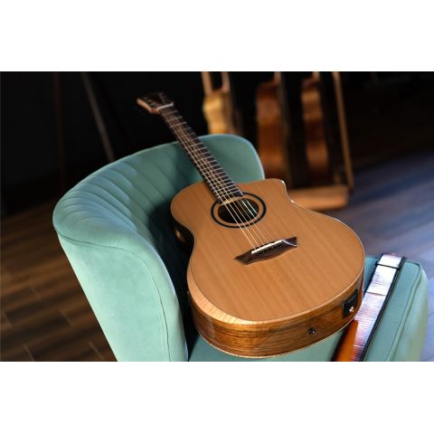 Washburn Bella Tono Suprema Guitarra Electroacústica