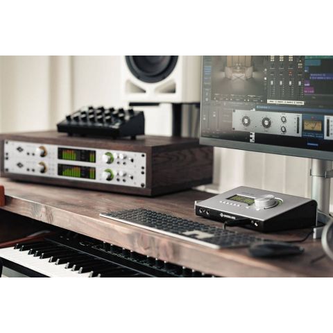 Universal Audio Apollo x4 Gen 2 Essentials +