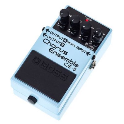 Boss CE 5 Pedal Guitarra Chorus Ensemble