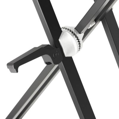 Adam Hall SKS03 Soporte de Tijera