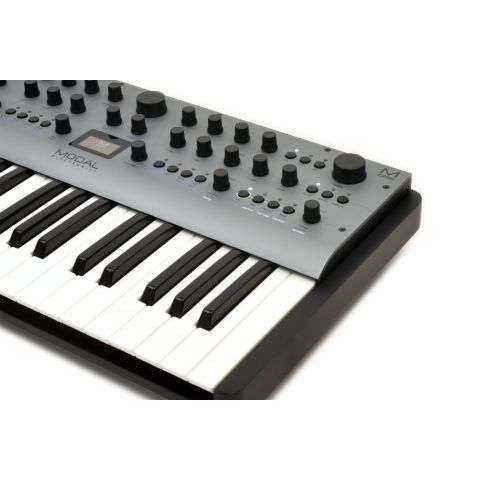 Modal CARBON8 (37 Keys)