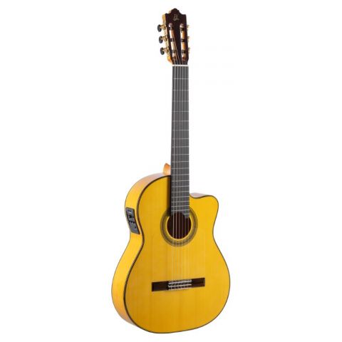 Admira BULERÍA Serie Flamenco Cutaway Fishman