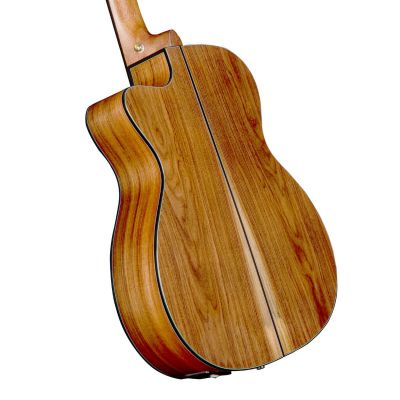 Cort GOLD-OC8 Nylon NAT Guitarra clásica electrificada con funda