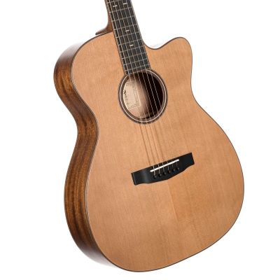 Cort FLOW-OC NS Natural Satin con funda