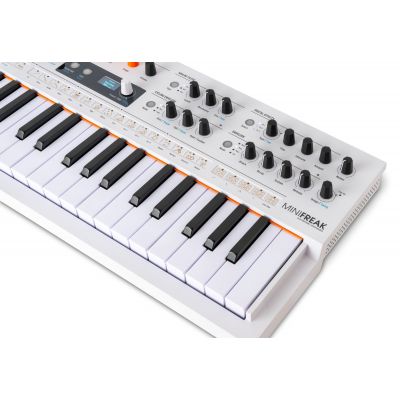 Arturia MINIFREAK Vocoder Sintetizador