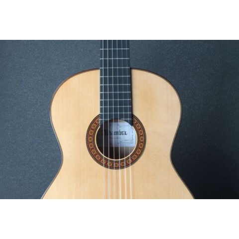 Alhambra 8Fc Flamenco Ciprés Macizo