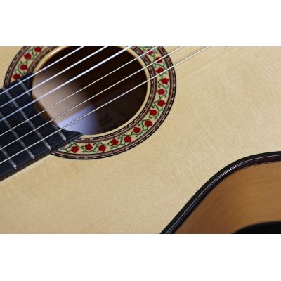 Alhambra Mengual & Margarit Flamenco Ciprés + Estuche 9568 Bam