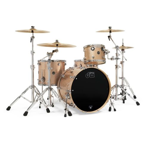 DW Performance Studio Bermuda Sparkle...