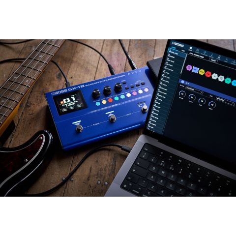 Boss GX-1B Pedalera Multiefectos Bajo Eléctrico
