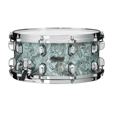 TAMA Starclassic Maple 14"x8" Snare Drum, Black Nickel Shell Hardware