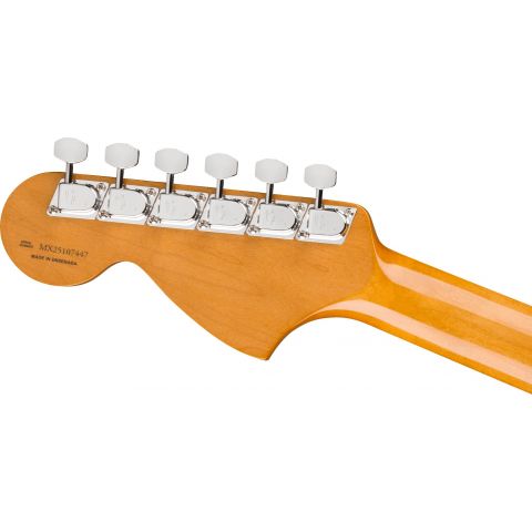 Fender Vintera III Late 60'S Stratocaster RW 3 Tone Sunburst Guitarra Eléctrica