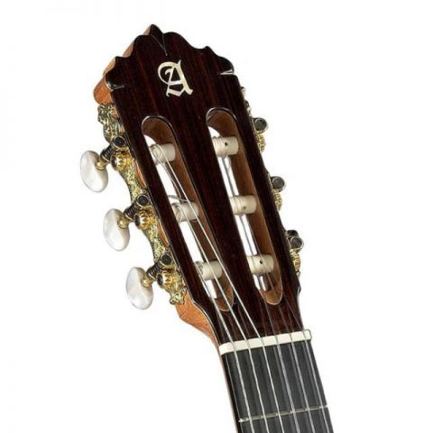 Alhambra 7FC Electrificada Fishman E2 C GOLPEADOR