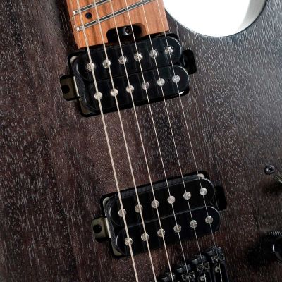 Cort SPACE G6MS SGTK Guitarra Eléctrica Headless con funda Semi Gloss Trans Black