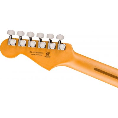 Fender American Ultra II Stratocaster®, Maple Fingerboard, Solar Flare