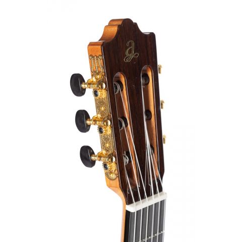 Admira Lucia Cutway Fishman Guitarra Flamenca Serie Roja