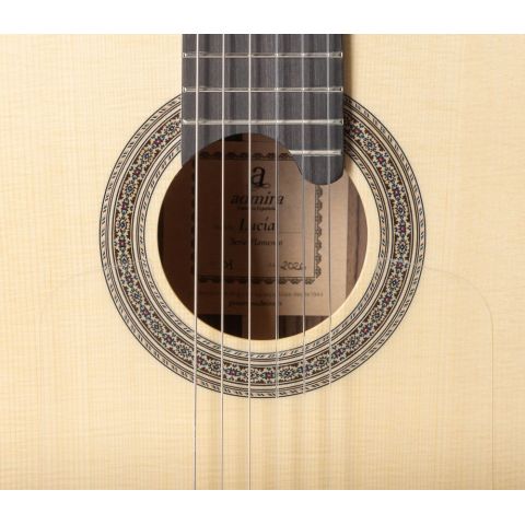 Admira Lucia Guitarra Flamenca