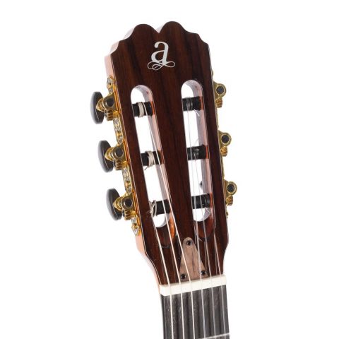 Admira STAGE Guitarra Clásica Electrificada Sombreada
