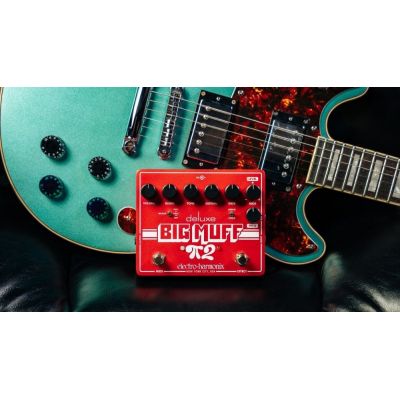 Electro Harmonix Deluxe BIG MUFF 2 Fuzz Pedal de Guitarra